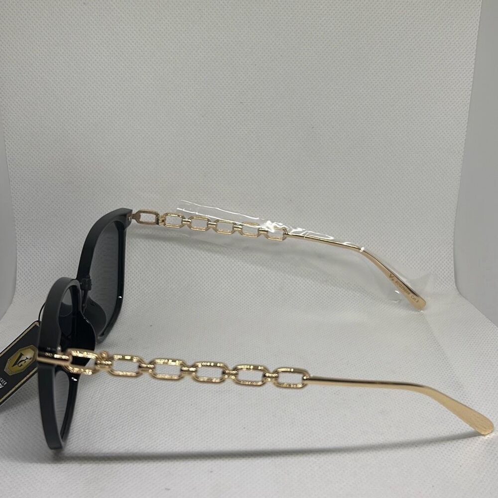 VG Black Chain Sunglasses - Picture 3 of 3